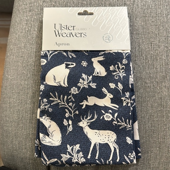 Brand new apron - Picture 1 of 3